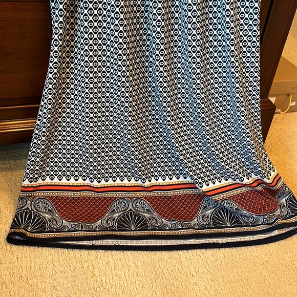 Max Studio Dress - Picture 4 of 5